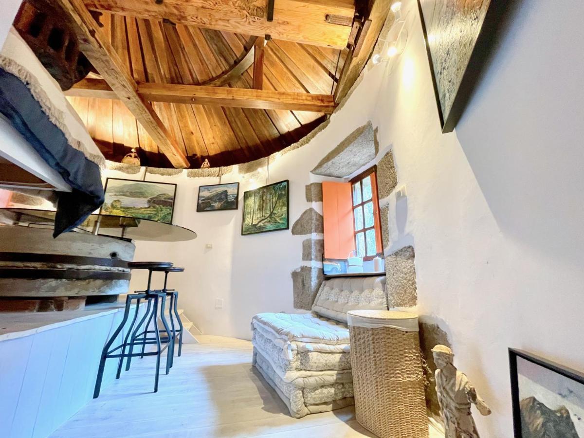 The Cliffs - The Painted Mill Guest House Porto do Barqueiro Exterior photo
